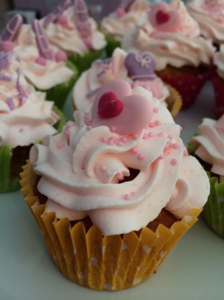 cupcakes-rose-framboise (1)
